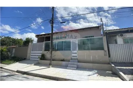 Casa com 3 Quartos para alugar, 100m² no Planalto, Manaus