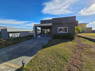 Casa de Condomínio com 3 Quartos à venda, 160m² no Condomínio Ninho Verde, Porangaba