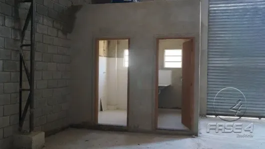 Galpão / Depósito / Armazém à venda, 360m² no Vila Julieta, Resende