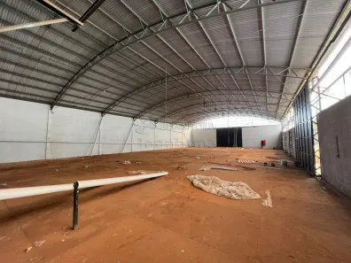 Galpão / Depósito / Armazém para alugar, 2118m² no Centro, Mirassol