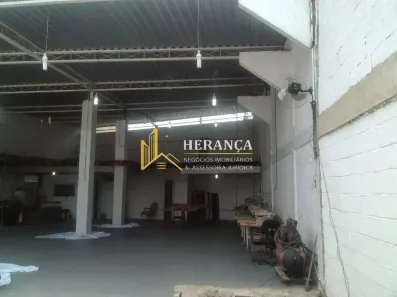 Galpão / Depósito / Armazém para venda ou aluguel, 500m² no Cidade de Deus, Rio de Janeiro
