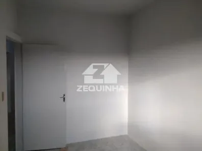 Casa com 2 Quartos para alugar, 75m² no Vila Silva Ribeiro, Carapicuíba