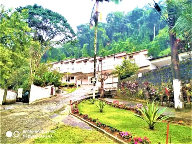 Casa de Condomínio com 2 Quartos para alugar, 120m² no Praia Grande, Ubatuba