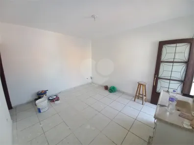 Casa de Vila com 1 Quarto para alugar, 52m² no Jardim Clementino, Taboão da Serra