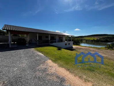 Fazenda / Sítio / Chácara com 3 Quartos à venda, 1800m² no Centro, Pilar do Sul