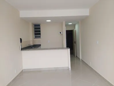 Apartamento com 1 Quarto para alugar, 30m² no Centro, Petrópolis