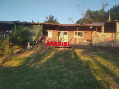 Fazenda / Sítio / Chácara com 2 Quartos à venda, 70m² no Padre Marcelo, Caçapava