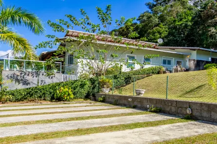 Casa de Condomínio com 3 Quartos à venda, 143m² no Posse, Teresópolis