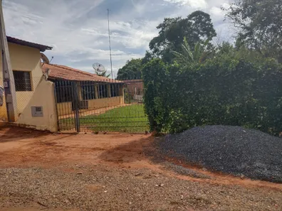 Fazenda / Sítio / Chácara com 2 Quartos à venda, 100m² no , Alambari
