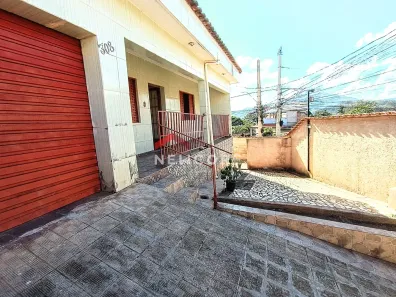 Casa com 3 Quartos à venda, 300m² no Caeté, Caeté
