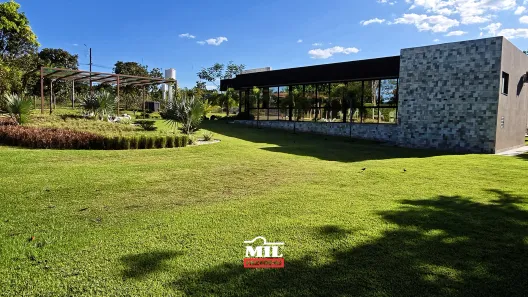 Casa de Condomínio com 3 Quartos à venda, 351m² no , Hidrolândia