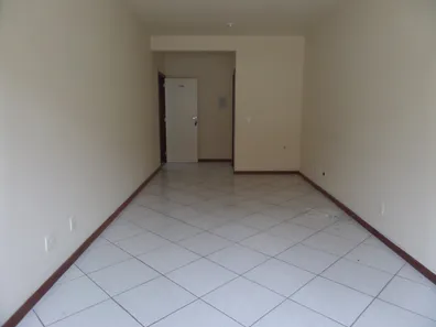 Loja / Salão / Ponto Comercial para alugar, 38m² no Santo Agostinho, Volta Redonda