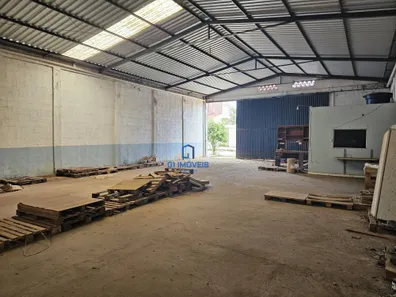 Galpão / Depósito / Armazém à venda, 360m² no Estância Itaguaí, Caldas Novas