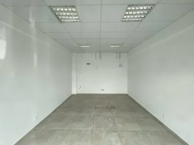 Conjunto Comercial / Sala para alugar, 40m² no Centro, Chapecó