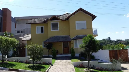 Casa com 3 Quartos à venda, 180m² no Taipas De Pedras (Mailasqui), São Roque