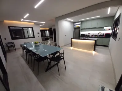 Sobrado com 4 Quartos à venda, 320m² no Parque Solar do Agreste B, Rio Verde