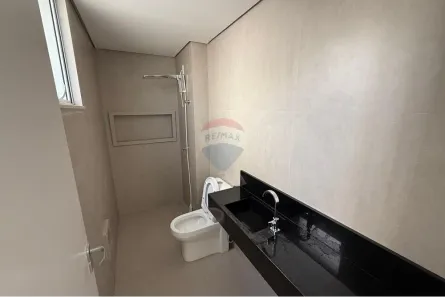 Sobrado com 5 Quartos à venda, 436m² no Universidade, Vitória da Conquista