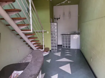 Loja / Salão / Ponto Comercial à venda, 70m² no Comercial, Resende