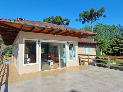 Fazenda / Sítio / Chácara com 3 Quartos à venda, 242000m² no Palmital, Quatro Barras
