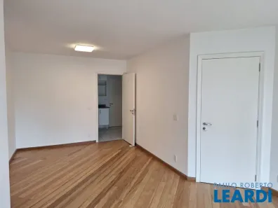 Apartamento com 3 Quartos para alugar, 100m² no Pinheiros, São Paulo