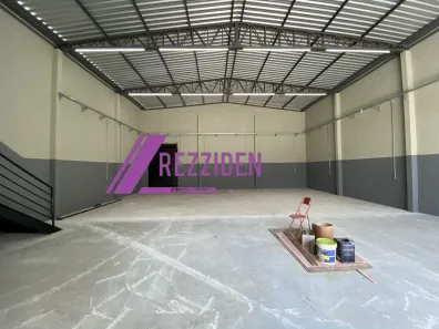 Galpão / Depósito / Armazém para alugar, 265m² no Laranjeiras, Caieiras