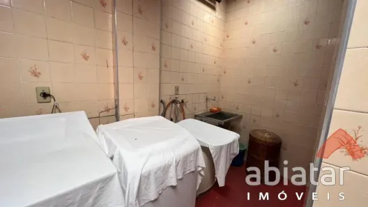 Casa Comercial com 3 Quartos para venda ou aluguel, 250m² no Jardim Bontempo, Taboão da Serra