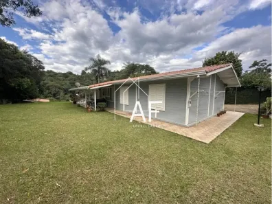 Fazenda / Sítio / Chácara com 3 Quartos à venda, 240m² no Porta do Sol, Mairinque