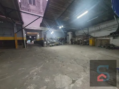 Galpão / Depósito / Armazém à venda, 966m² no Passagem, Cabo Frio