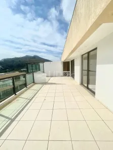 Cobertura com 3 Quartos para alugar, 152m² no Itaipava, Petrópolis