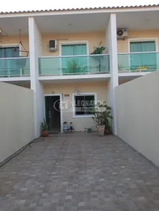 Casa com 2 Quartos à venda, 140m² no Vila Capri, Araruama