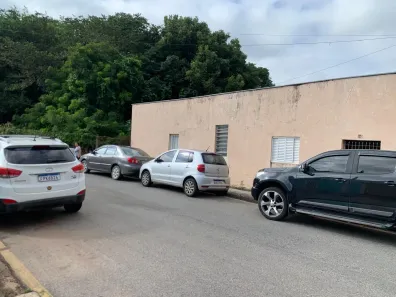 Loja / Salão / Ponto Comercial à venda, 375m² no Jardim Maria Trindade, São Roque