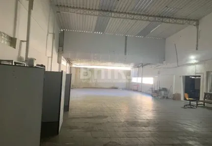 Galpão / Depósito / Armazém à venda, 800m² no Barra da Tijuca, Rio de Janeiro