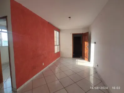 Apartamento com 2 Quartos à venda, 45m² no Chácaras Reunidas Santa Terezinha, Contagem