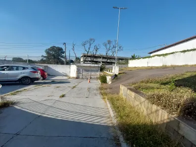 Prédio Inteiro com 6 Quartos para venda ou aluguel, 583m² no Granja Viana, Cotia