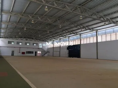Galpão / Depósito / Armazém à venda, 1335m² no Imboassica, Macaé