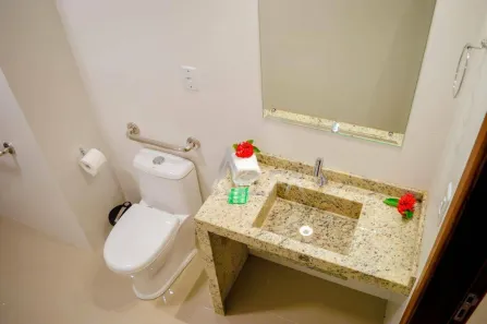 Hotel / Motel / Pousada com 8 Quartos à venda, 270m² no Centro, Penha