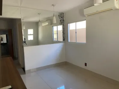 Casa de Condomínio com 3 Quartos para alugar, 200m² no Jardim Decolores, Trindade