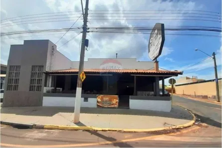 Loja / Salão / Ponto Comercial à venda, 310m² no Sorocabano, Jaboticabal