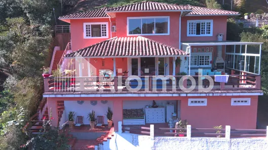 Fazenda / Sítio / Chácara com 3 Quartos para venda ou aluguel, 300m² no Itaipava, Petrópolis