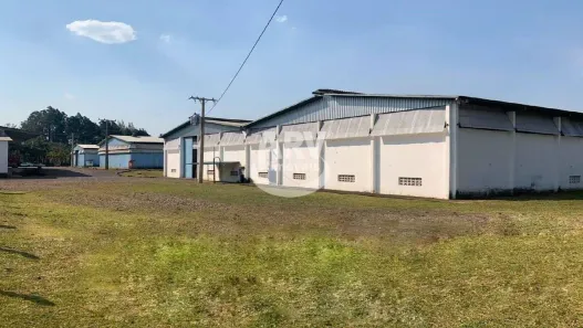 Galpão / Depósito / Armazém para venda ou aluguel, 10010m² no Praia Grande, Praia Grande