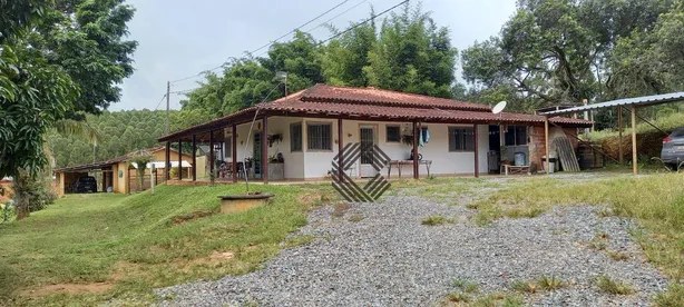 Fazenda / Sítio / Chácara com 3 Quartos à venda, 300m² no , Pilar do Sul