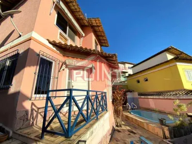 Casa de Condomínio com 3 Quartos para alugar, 114m² no Maria Paula, Niterói