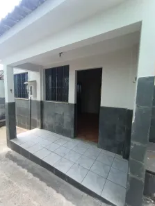 Casa de Vila com 1 Quarto para alugar, 35m² no Centro, Nilópolis