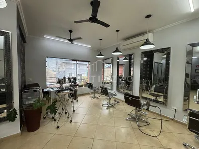 Loja / Salão / Ponto Comercial à venda, 241m² no Centro, Limeira