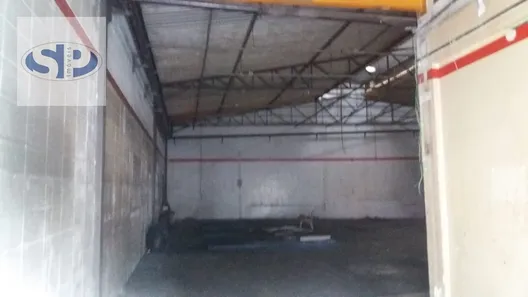 Galpão / Depósito / Armazém para alugar, 606m² no Centro, Barra Mansa