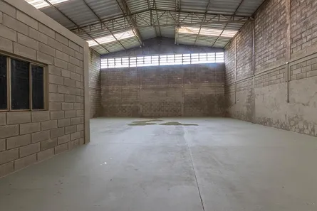 Galpão / Depósito / Armazém à venda, 300m² no Jardim Canadá, Nova Lima