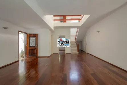 Casa com 3 Quartos para venda ou aluguel, 318m² no Fazenda Morumbi, São Paulo