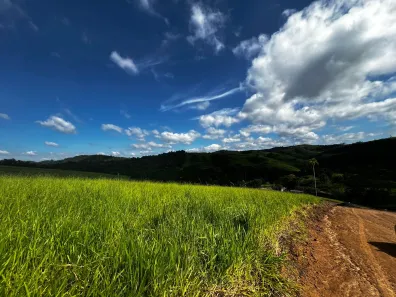 Terreno / Lote / Condomínio à venda, 600m² no Centro, Arujá