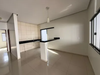 Casa com 3 Quartos para alugar, 42m² no , Parauapebas