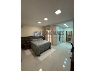 Sobrado com 2 Quartos à venda, 156m² no Nova Gerty, São Caetano do Sul
